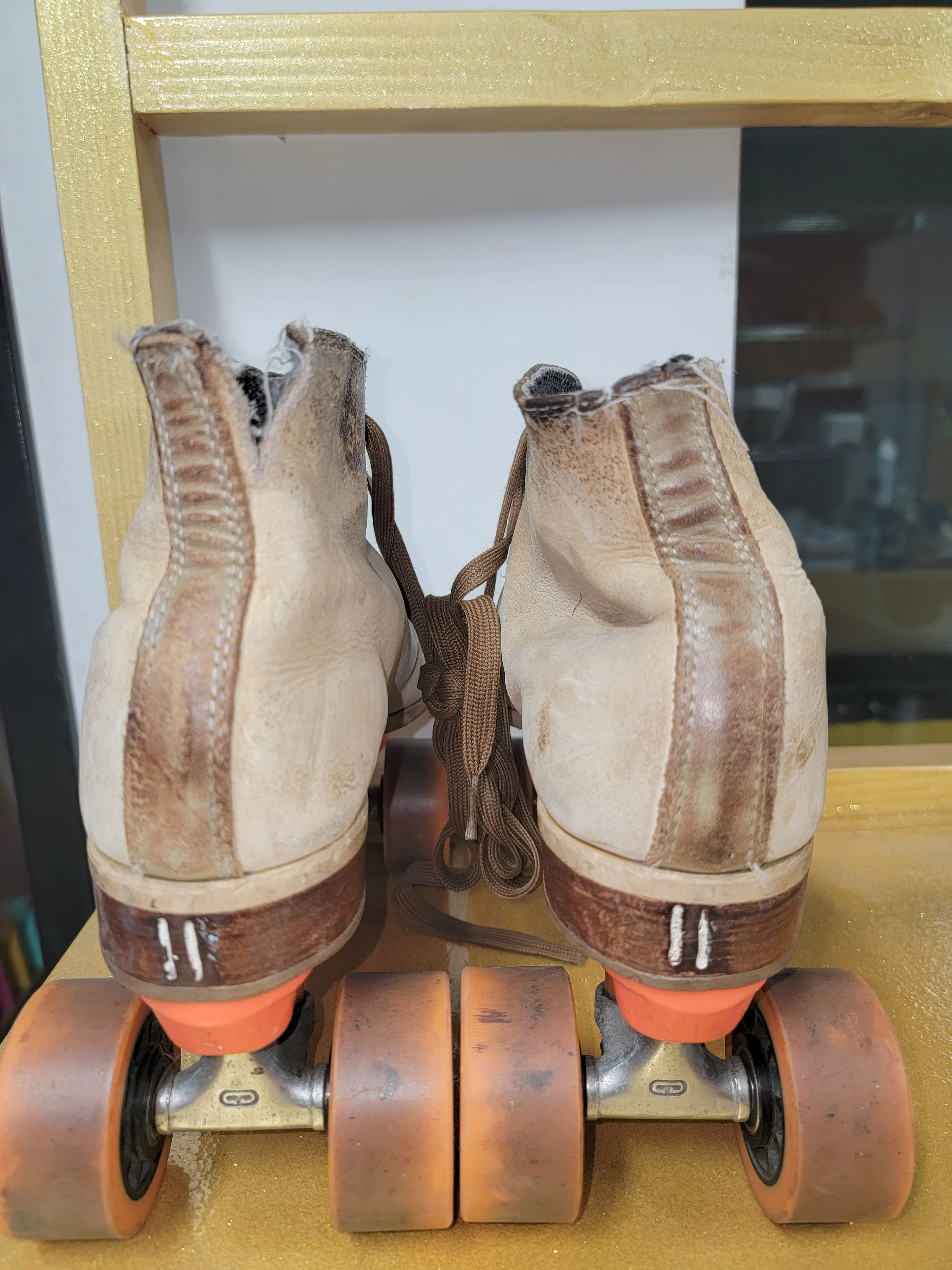 Riedell Brown Leather Rental Skate MEN'S SIZE 11 - Image 4